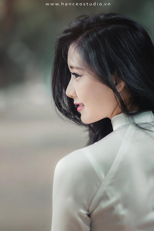 欧美一级艳情片免费观看